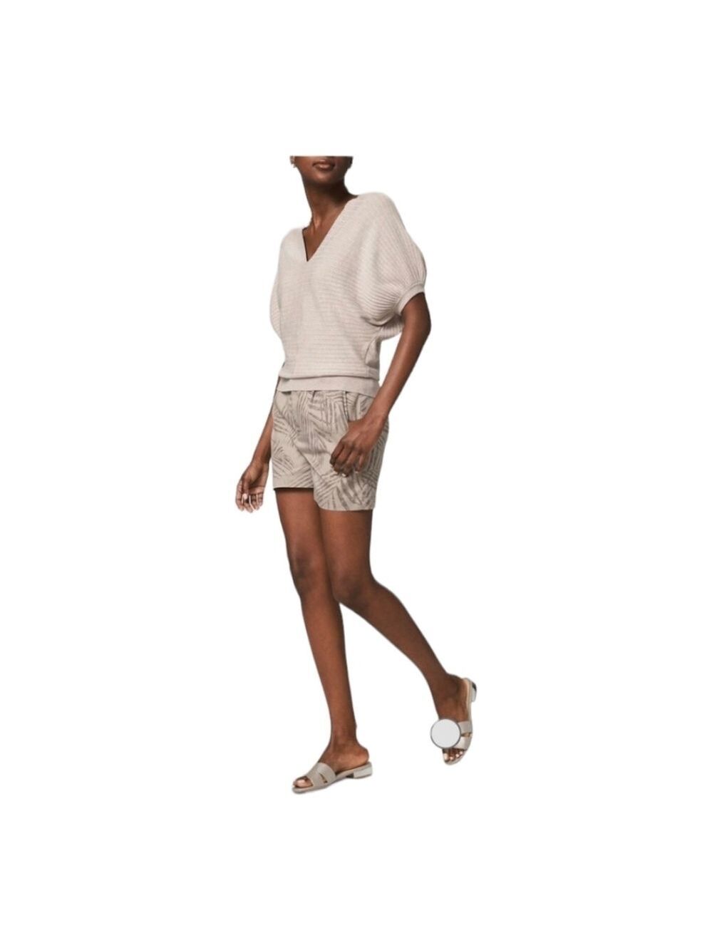 NEW White House Black Market High Rise Palm Print Shorts Size 8